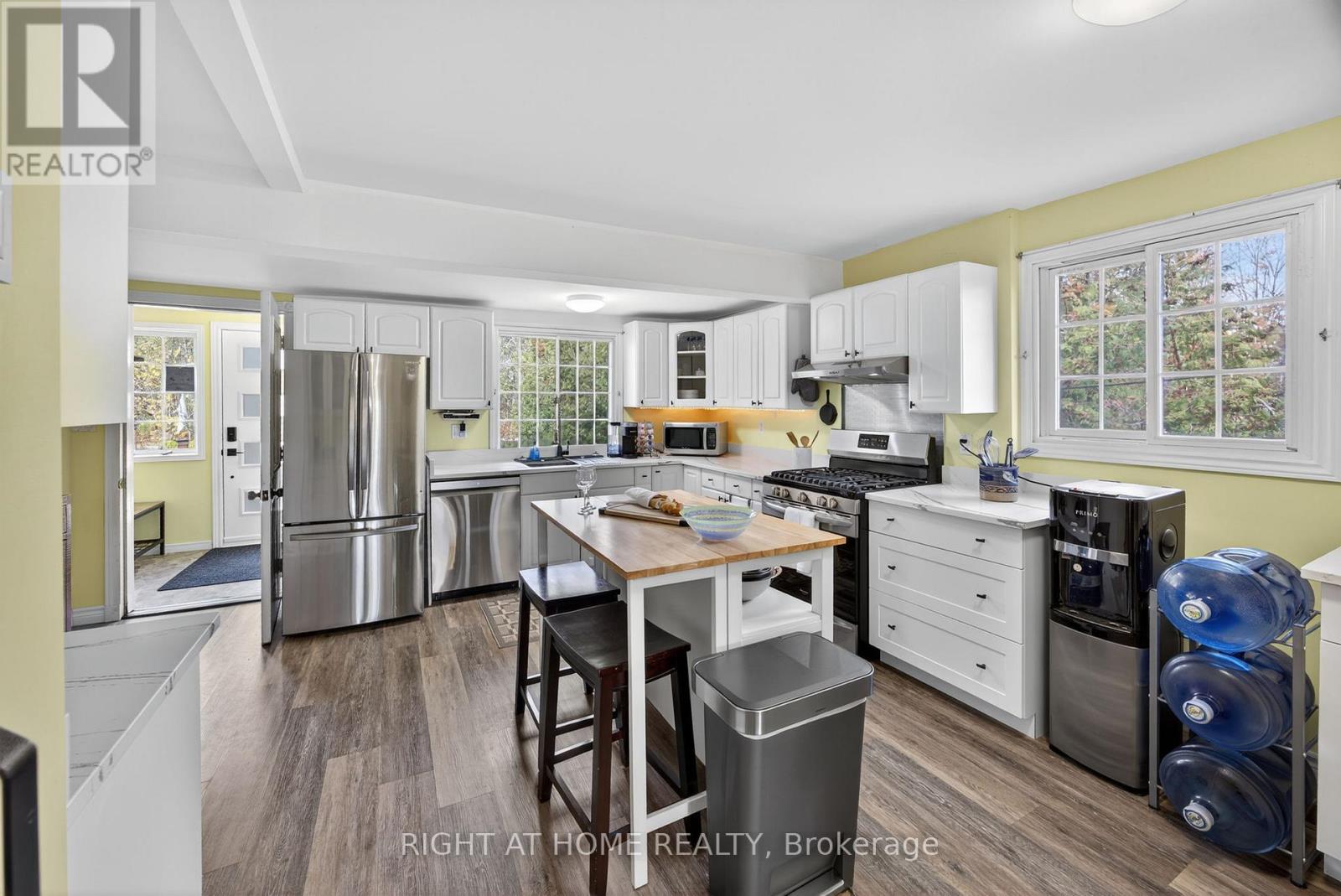 73 Poplar Crescent, Oro-Medonte, Ontario  L0L 1T0 - Photo 11 - S12544498