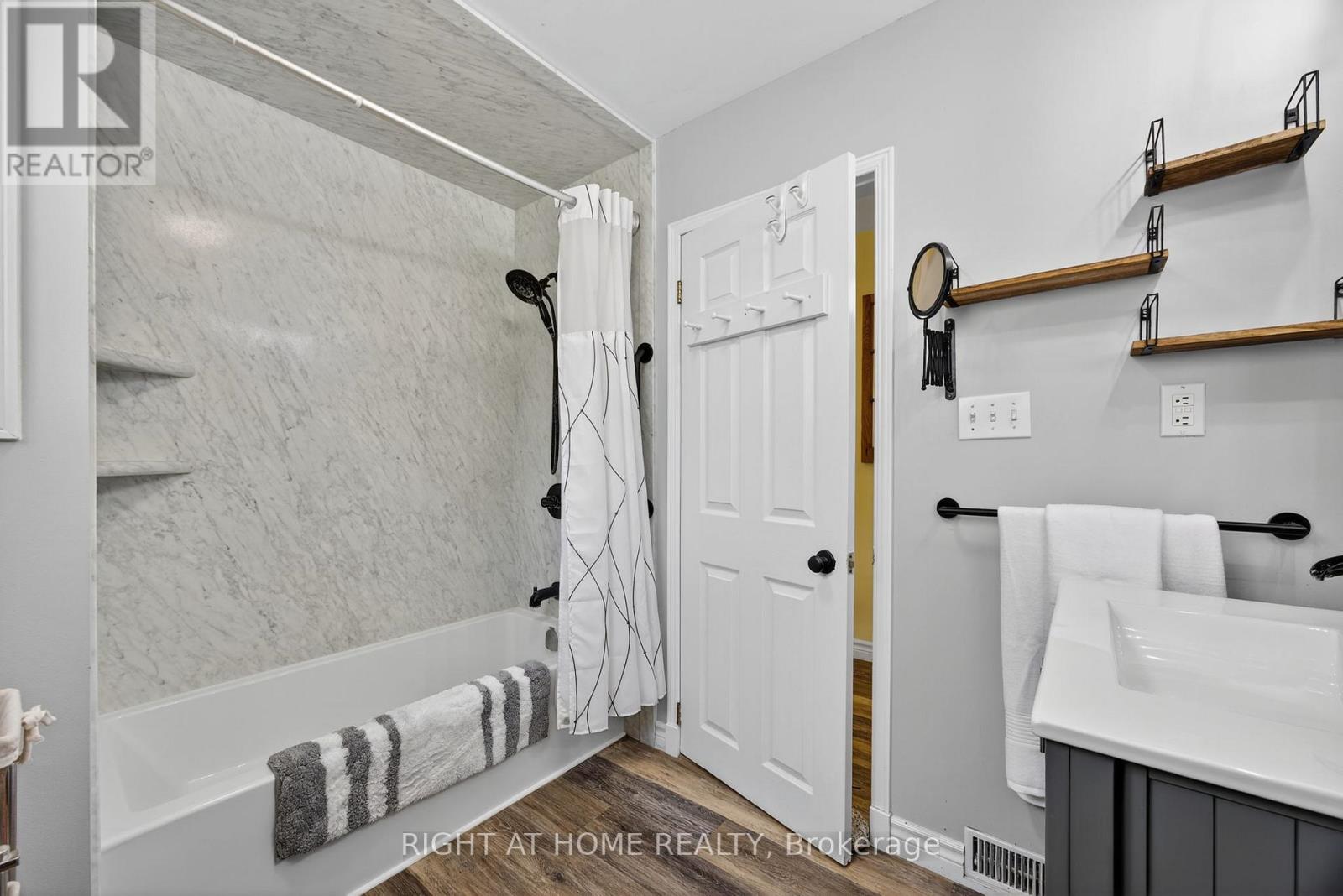 73 Poplar Crescent, Oro-Medonte, Ontario  L0L 1T0 - Photo 21 - S12544498