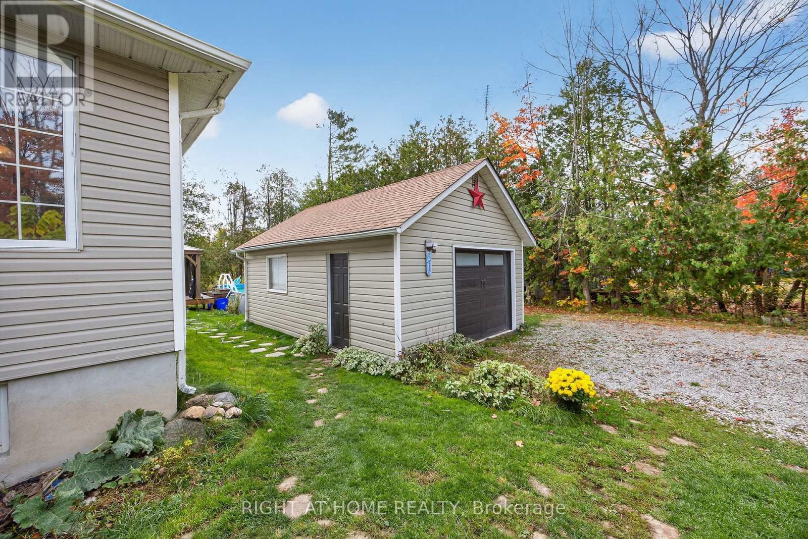 73 Poplar Crescent, Oro-Medonte, Ontario  L0L 1T0 - Photo 6 - S12544498