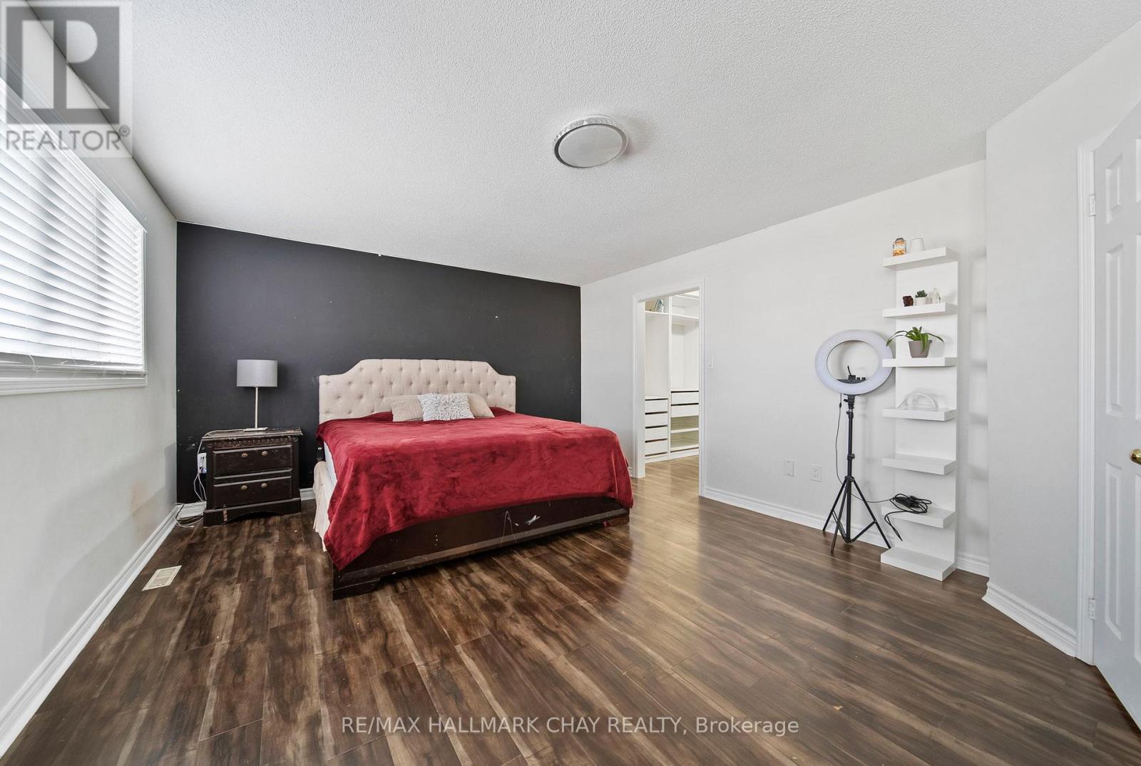 56 Hubbert Crescent, Barrie, Ontario  L4N 9M4 - Photo 27 - S12544554