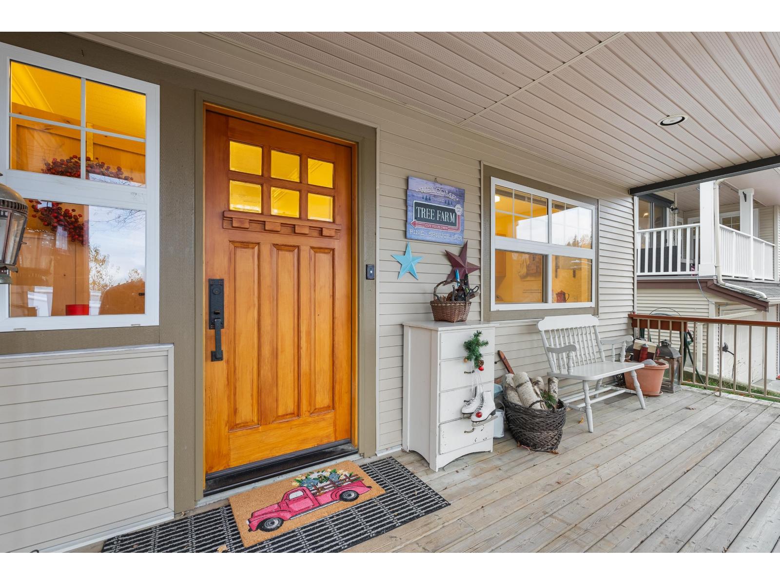 3304 Goldstream Drive, Abbotsford, British Columbia  V3G 3A9 - Photo 5 - R3066752