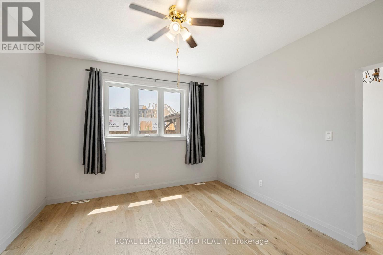 54 Compass Trail, Central Elgin, Ontario N5L 0B4 - Photo 17 - X12544610