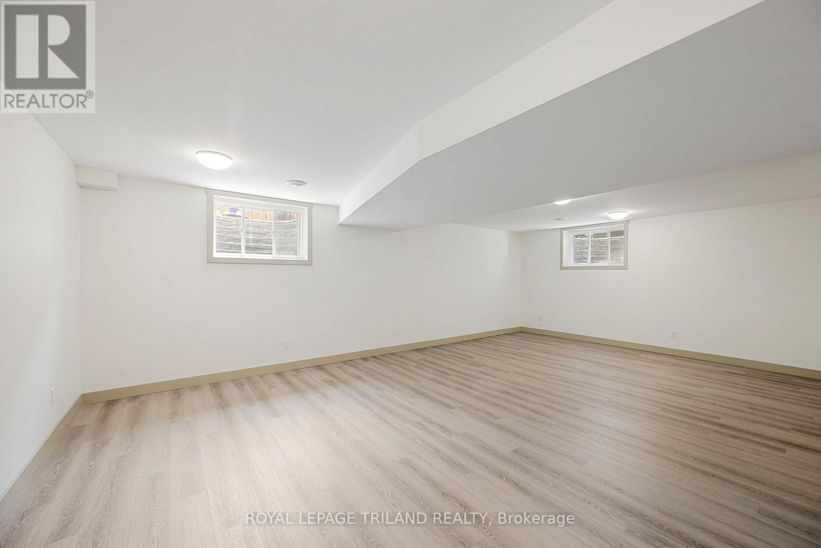 54 Compass Trail, Central Elgin, Ontario N5L 0B4 - Photo 29 - X12544610