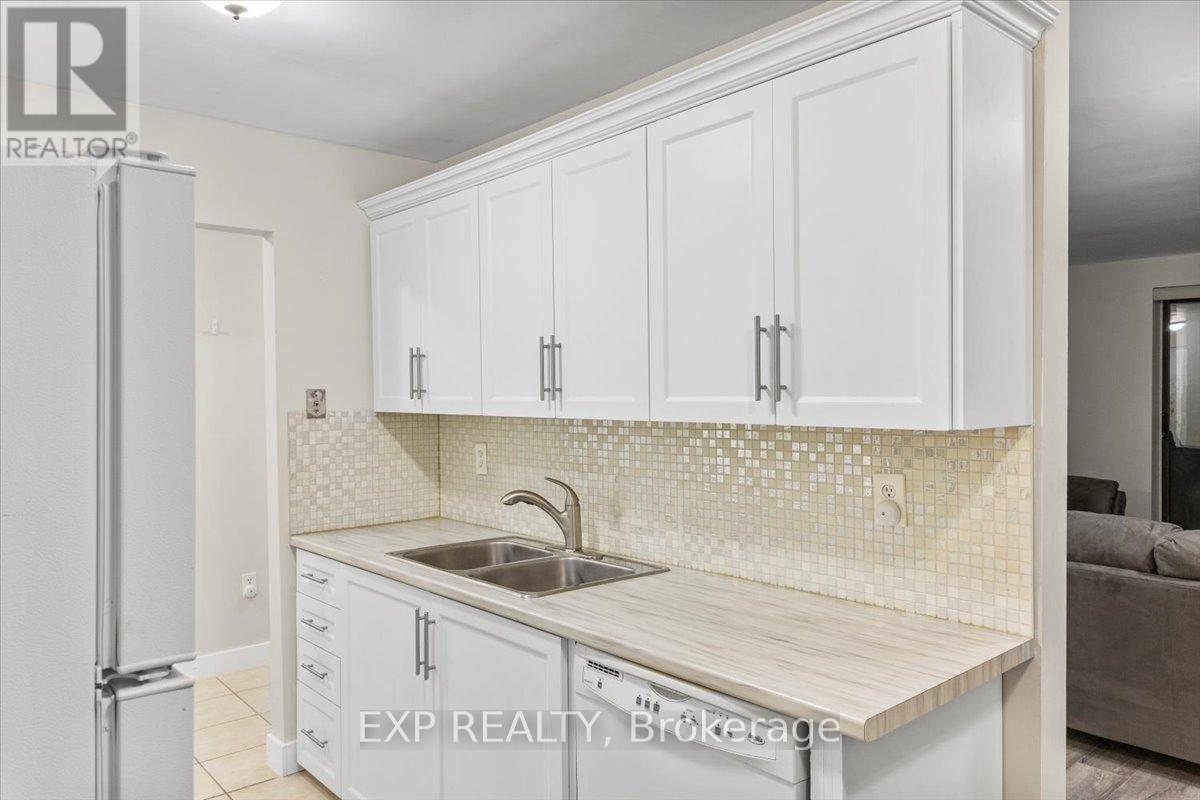 101 - 75 Huxley Street, London South, Ontario  N6J 4W7 - Photo 13 - X12544682