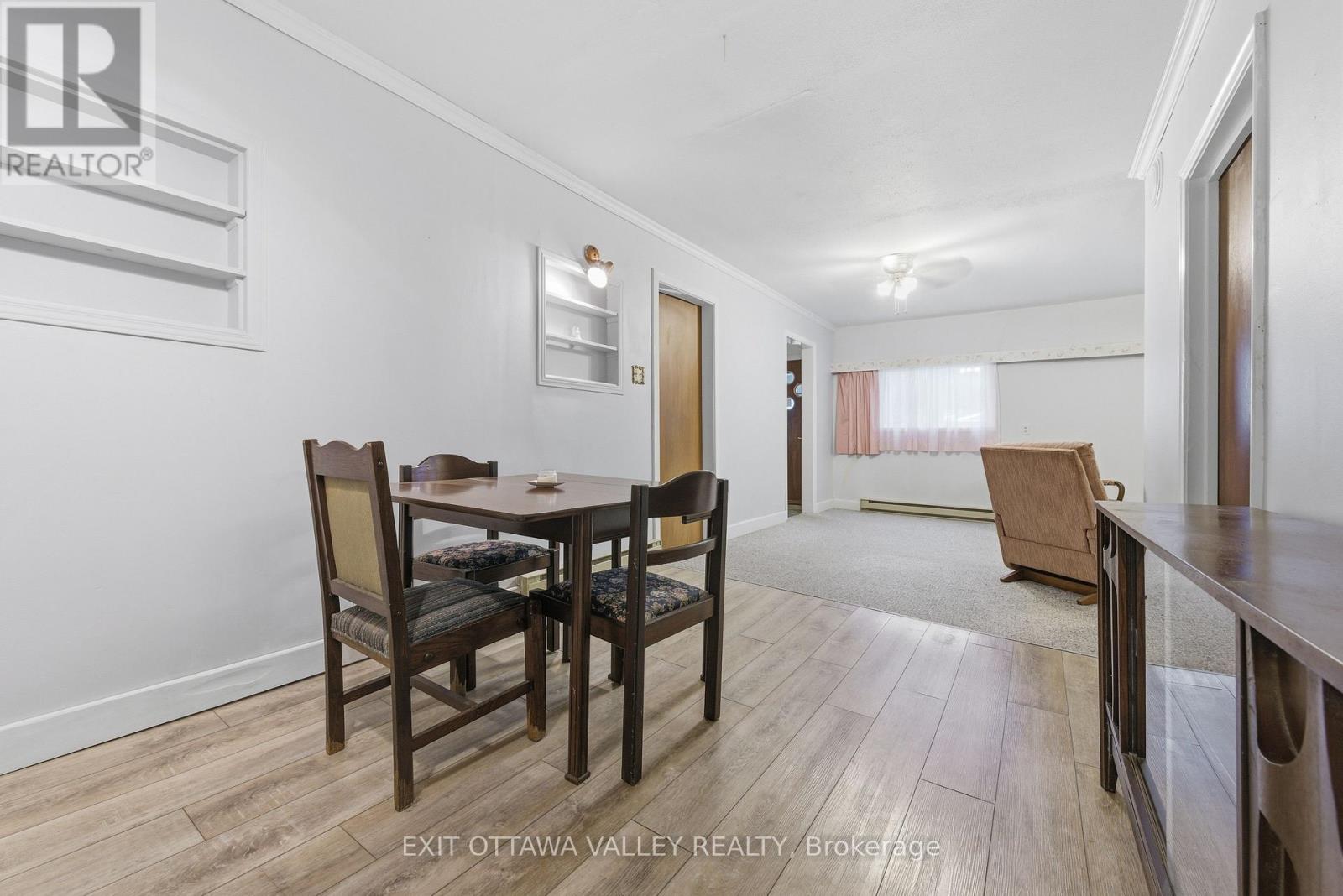 6 Ottawa Street, Laurentian Hills, Ontario K0J 1P0 - Photo 12 - X12544608