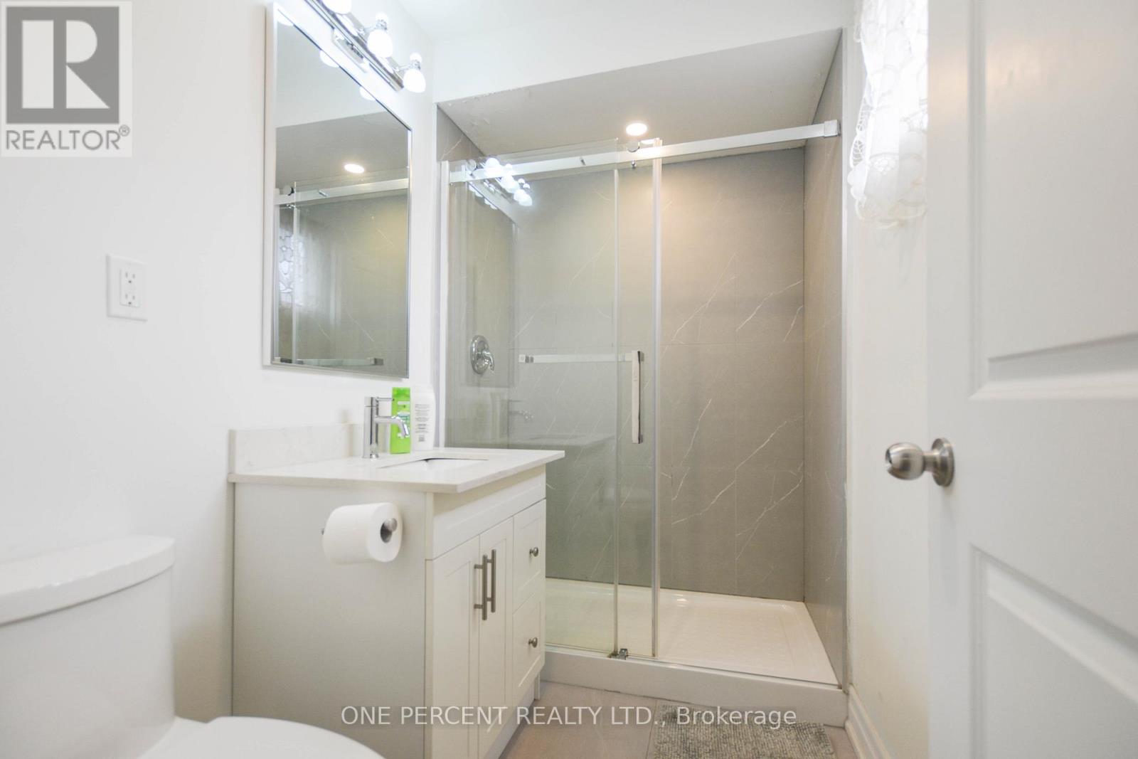 22 Mintwood Drive, Toronto, Ontario  M2M 3A7 - Photo 21 - C12511198