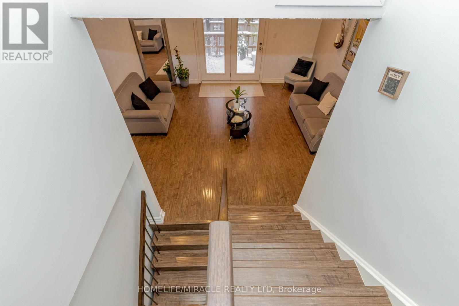 32 Langston Drive, Brampton, Ontario  L6V 3W7 - Photo 25 - W12544316