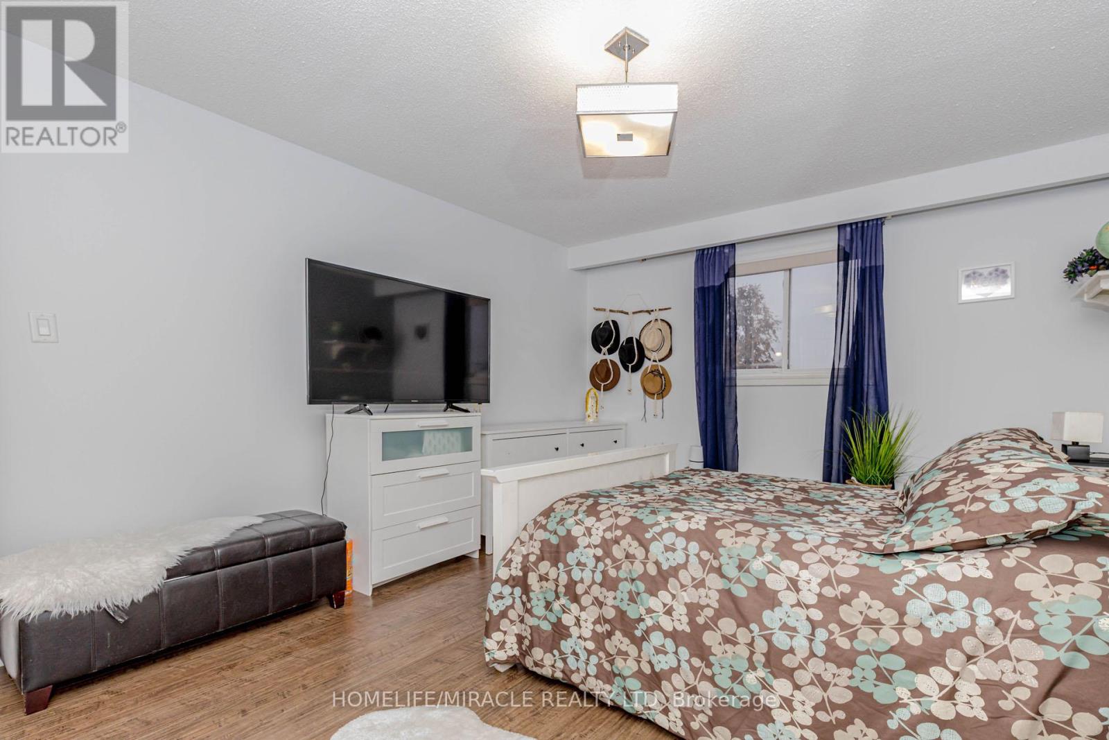 32 Langston Drive, Brampton, Ontario  L6V 3W7 - Photo 29 - W12544316