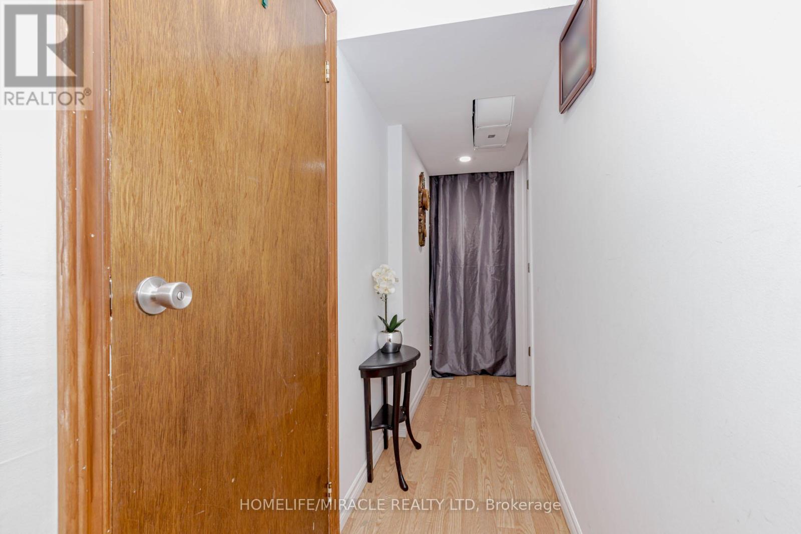 32 Langston Drive, Brampton, Ontario  L6V 3W7 - Photo 42 - W12544316