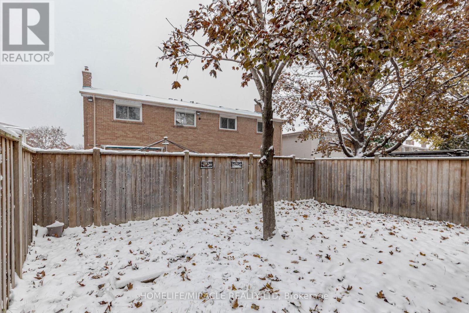 32 Langston Drive, Brampton, Ontario  L6V 3W7 - Photo 50 - W12544316