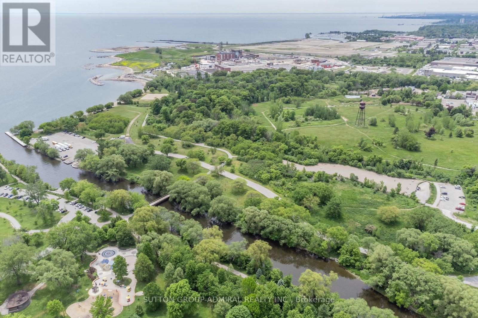 26 Forty First Street, Toronto, Ontario  M8W 3N6 - Photo 21 - W12544320