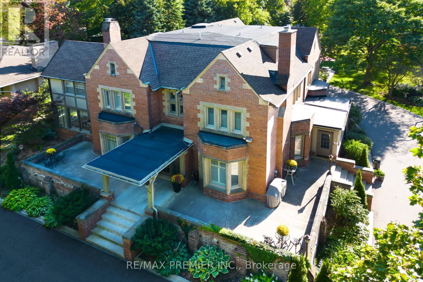 1,2,3 - 63 MAIN STREET S, Brampton, Ontario