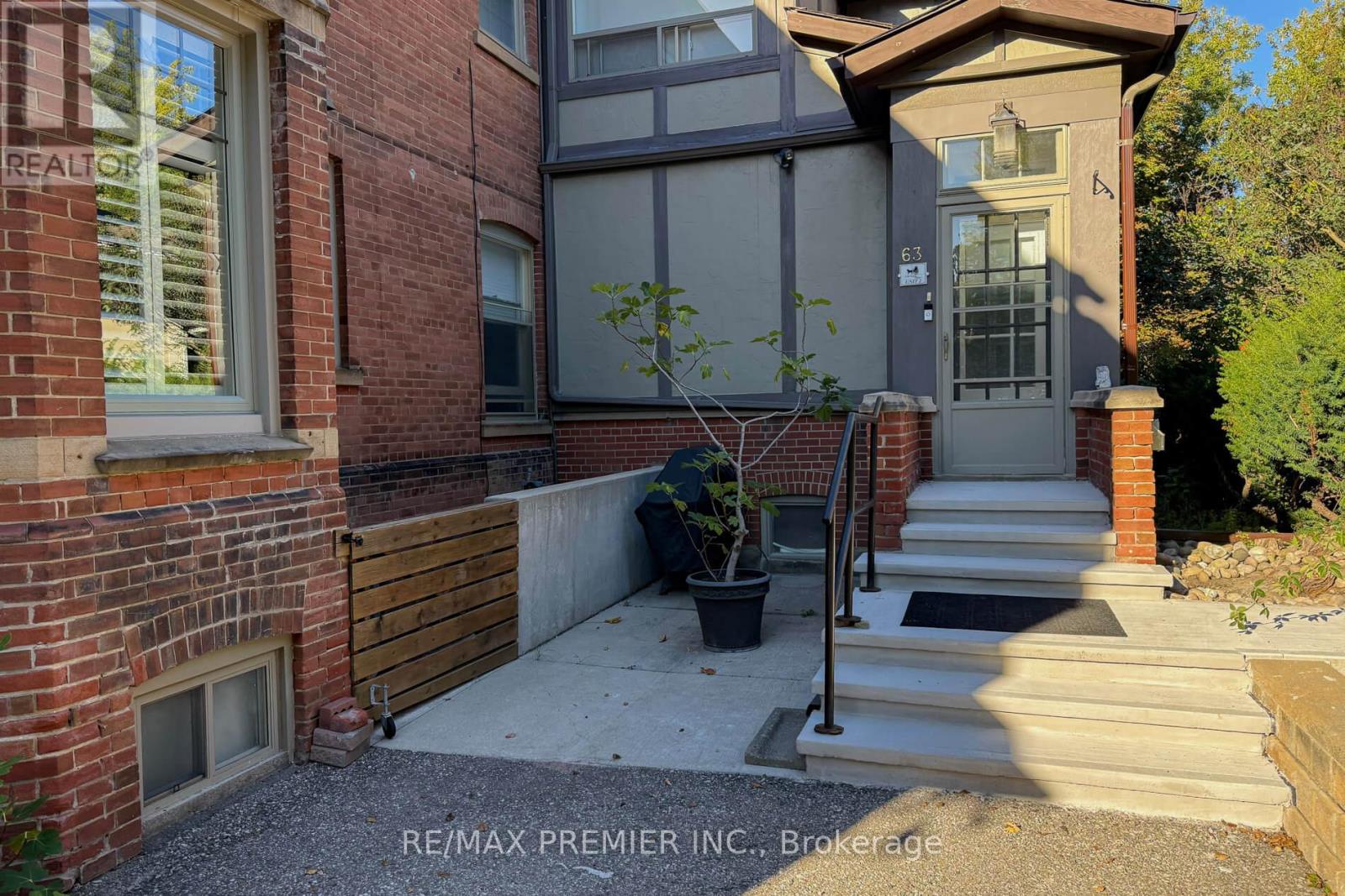 1,2,3 - 63 Main Street S, Brampton, Ontario  L6Y 1M9 - Photo 18 - W12544346