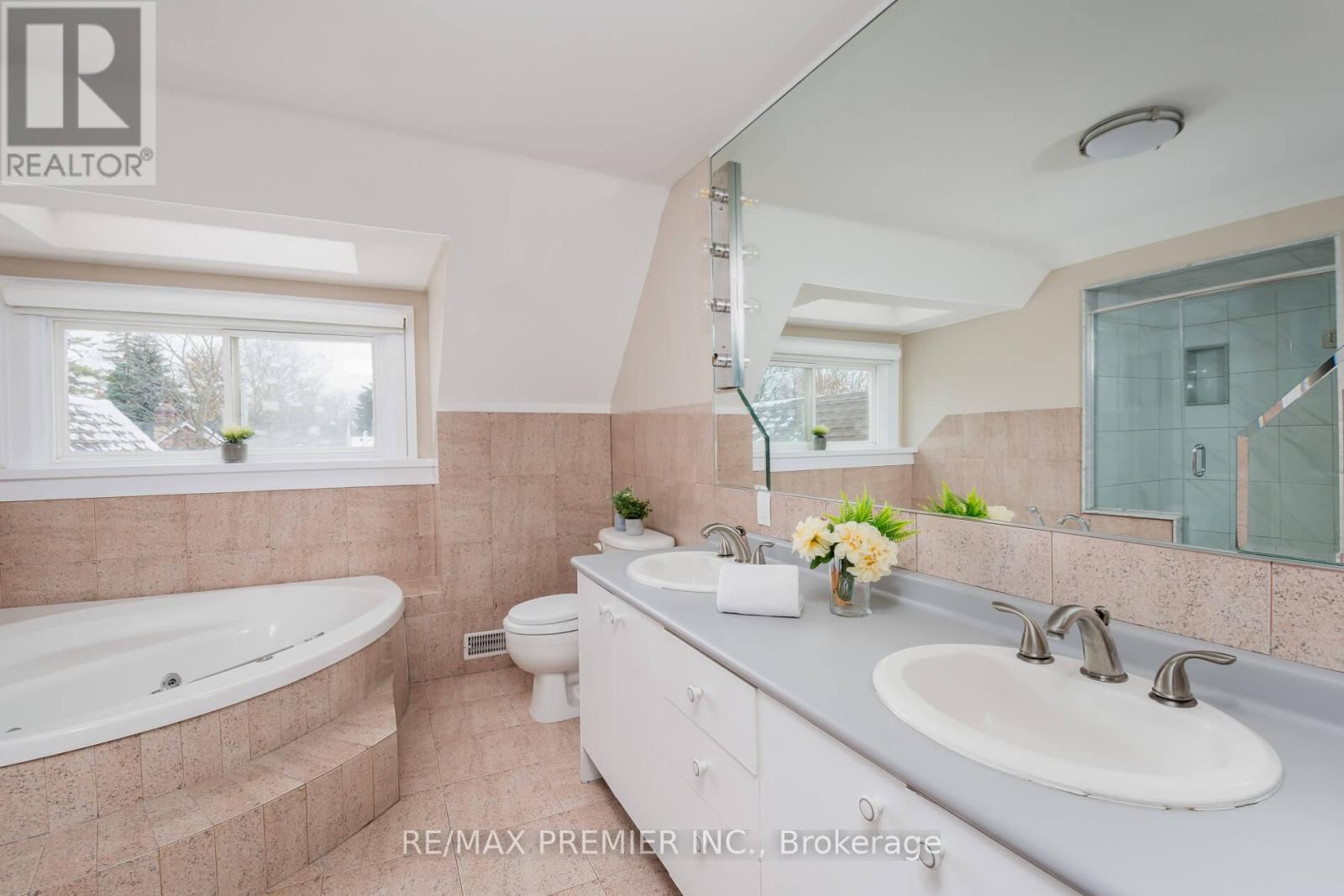 1,2,3 - 63 Main Street S, Brampton, Ontario  L6Y 1M9 - Photo 39 - W12544346