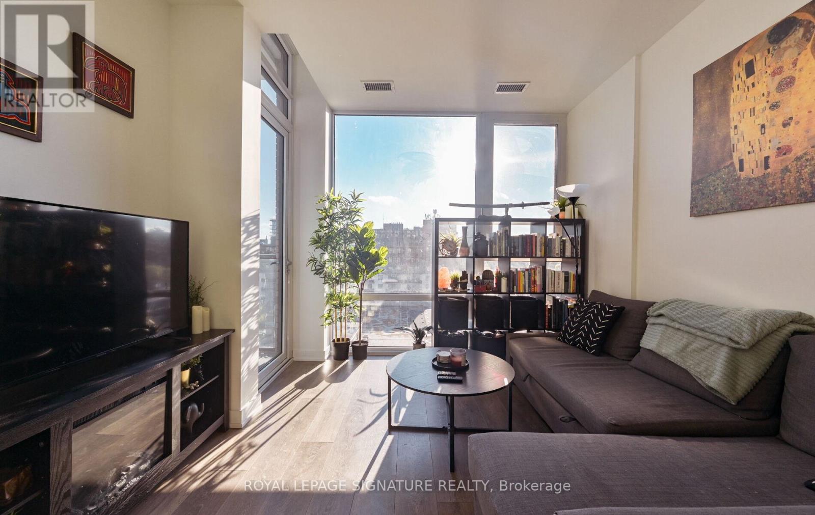 618 - 28 Ann Street, Mississauga, Ontario  L5G 3G1 - Photo 13 - W12544350