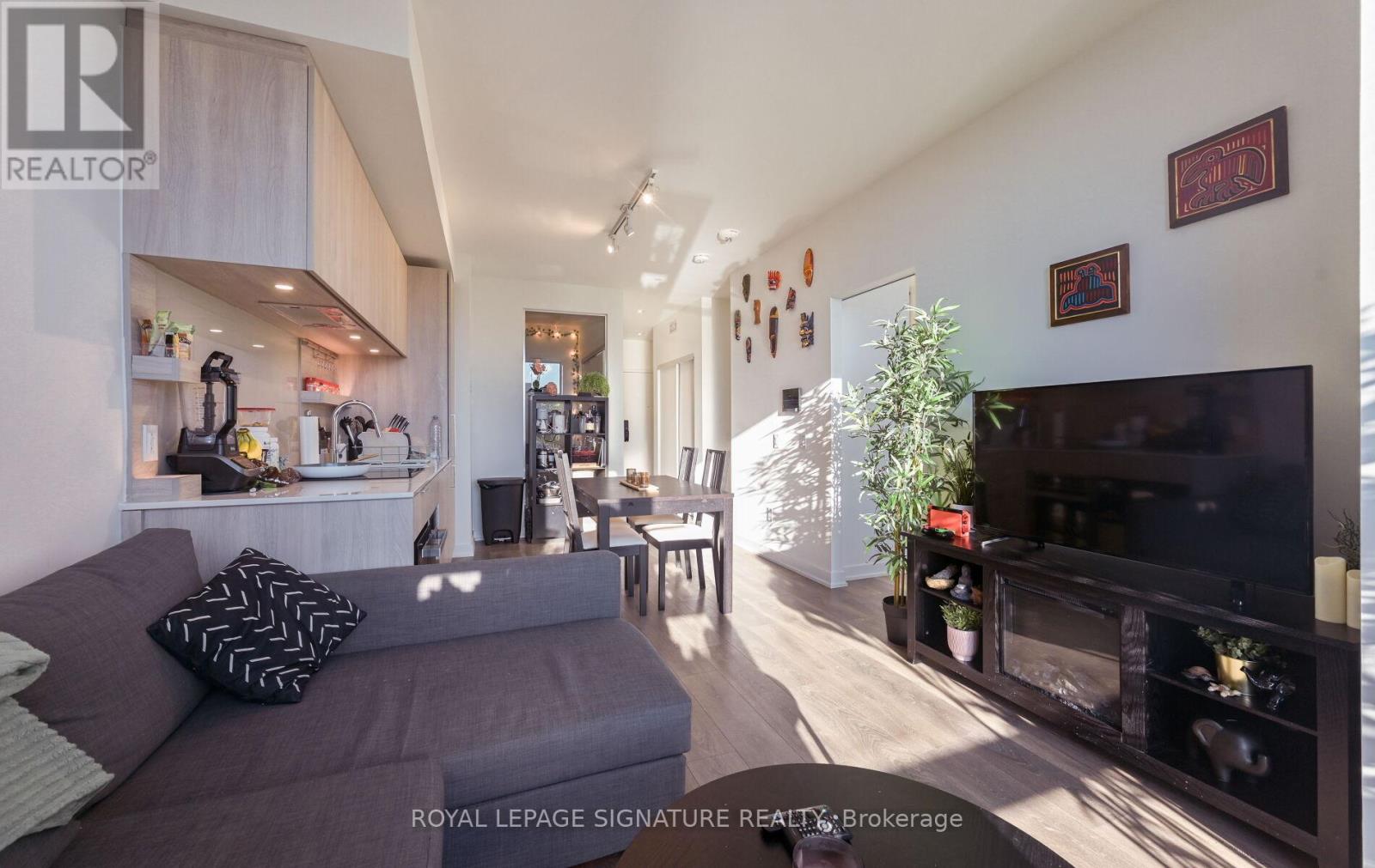 618 - 28 Ann Street, Mississauga, Ontario  L5G 3G1 - Photo 15 - W12544350