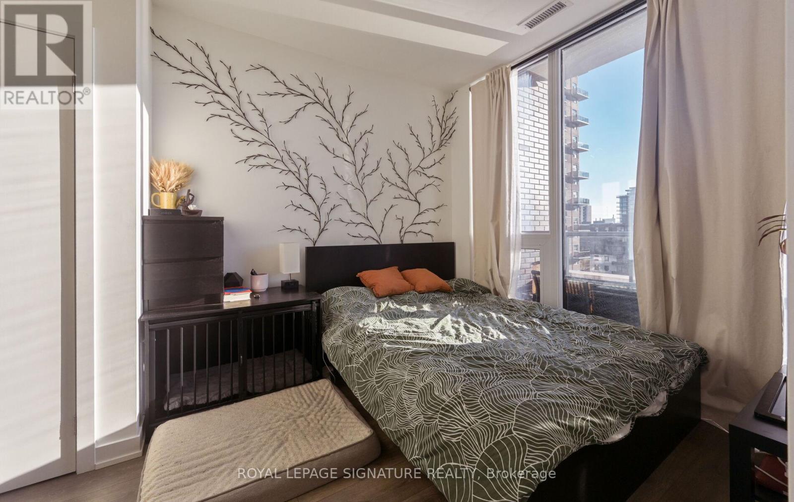 618 - 28 Ann Street, Mississauga, Ontario  L5G 3G1 - Photo 25 - W12544350