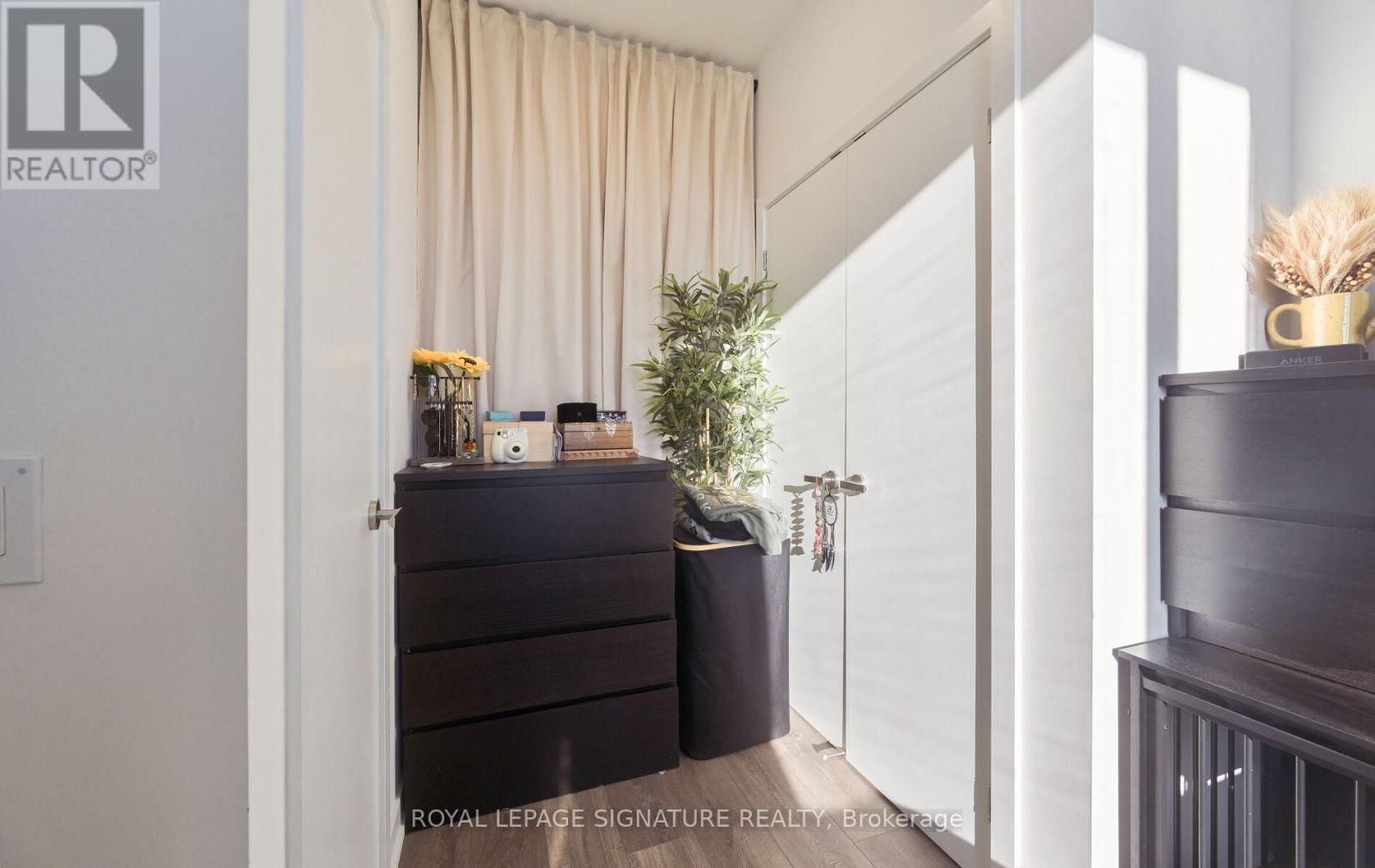 618 - 28 Ann Street, Mississauga, Ontario  L5G 3G1 - Photo 26 - W12544350