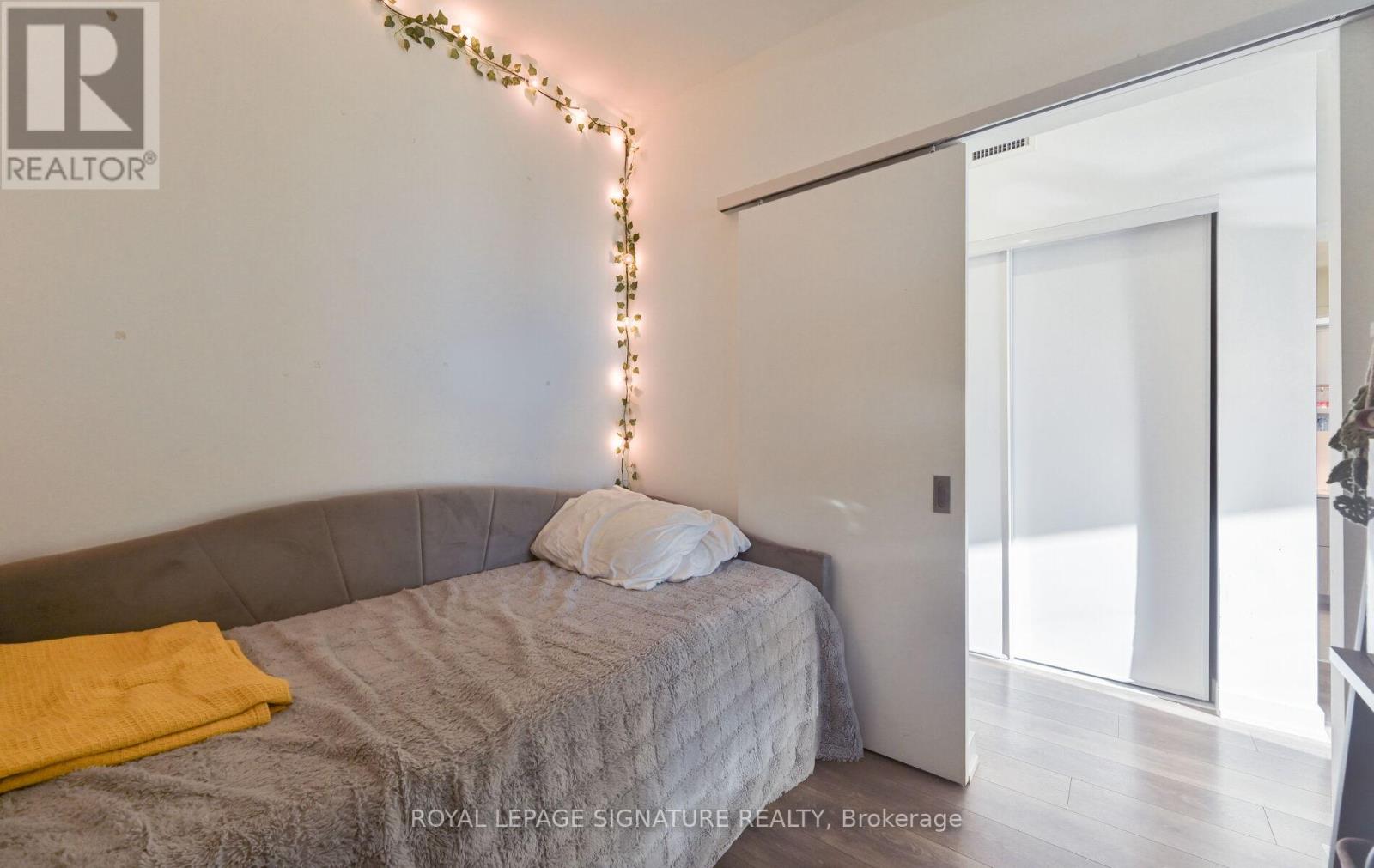 618 - 28 Ann Street, Mississauga, Ontario  L5G 3G1 - Photo 28 - W12544350