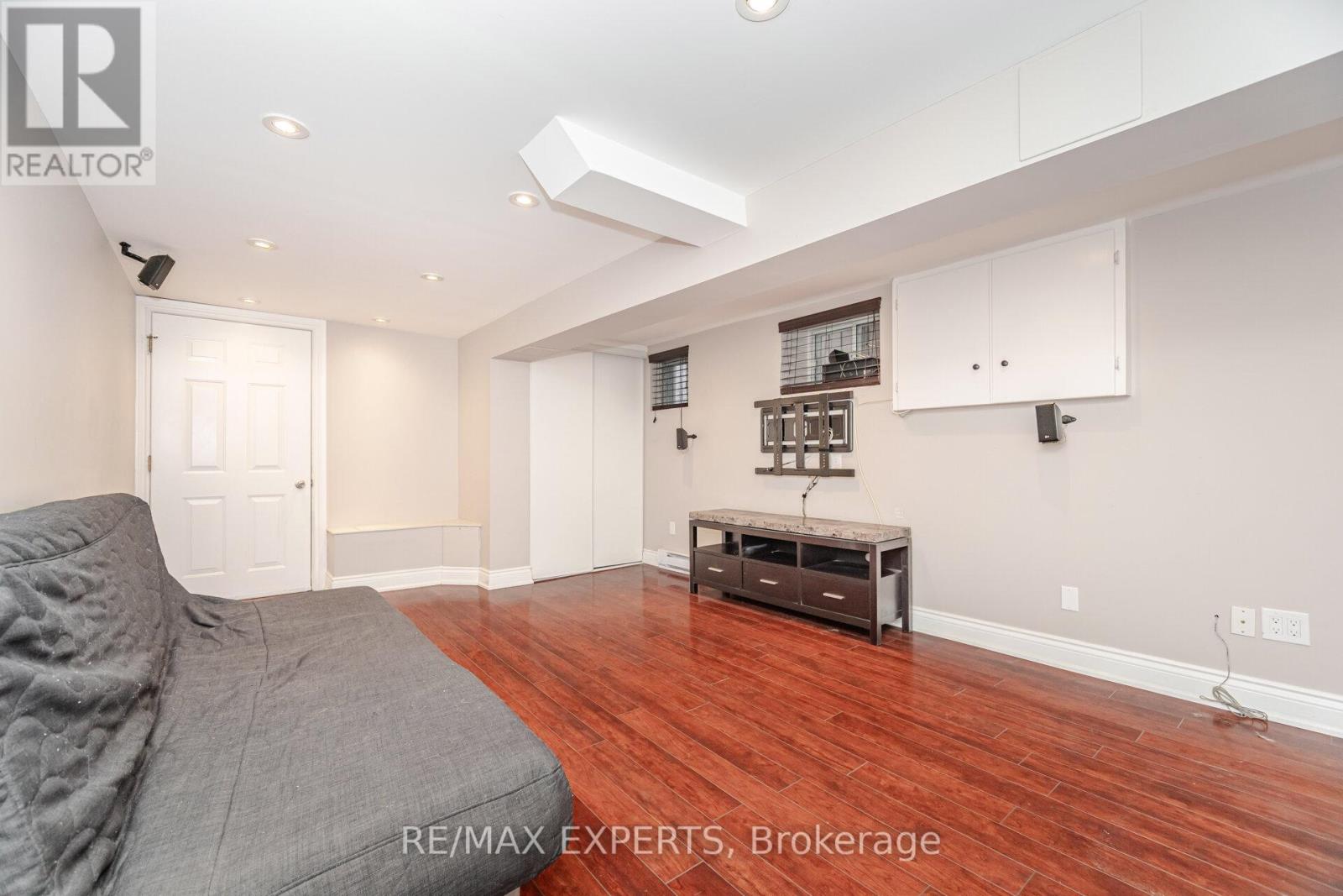 196 Symington Avenue, Toronto, Ontario  M6P 3W6 - Photo 32 - W12544352