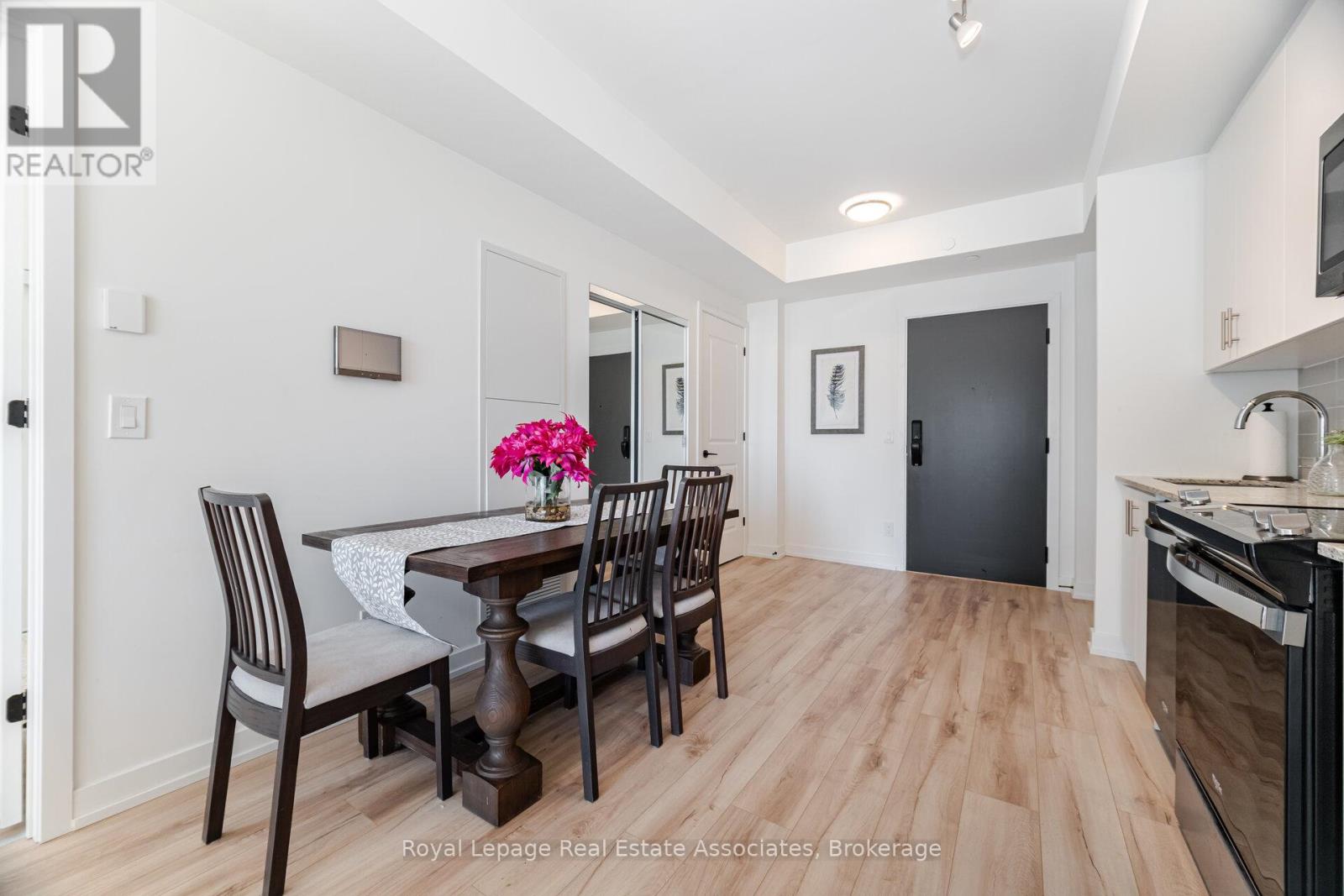 406 - 335 Wheat Boom Drive, Oakville, Ontario  L6H 7Y1 - Photo 13 - W12544358