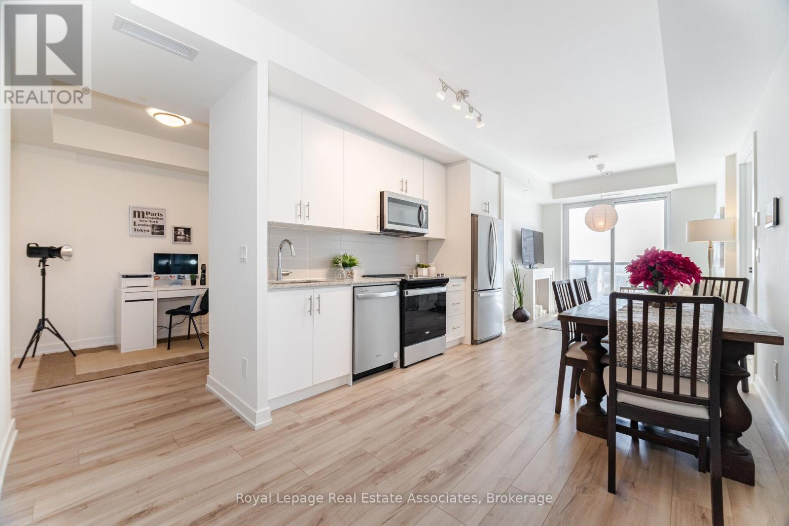 406 - 335 Wheat Boom Drive, Oakville, Ontario  L6H 7Y1 - Photo 16 - W12544358