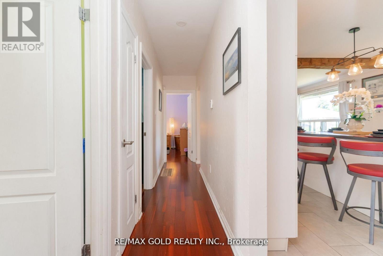 9 Ashwood Crescent, Brampton, Ontario  L6T 1M1 - Photo 17 - W12544380