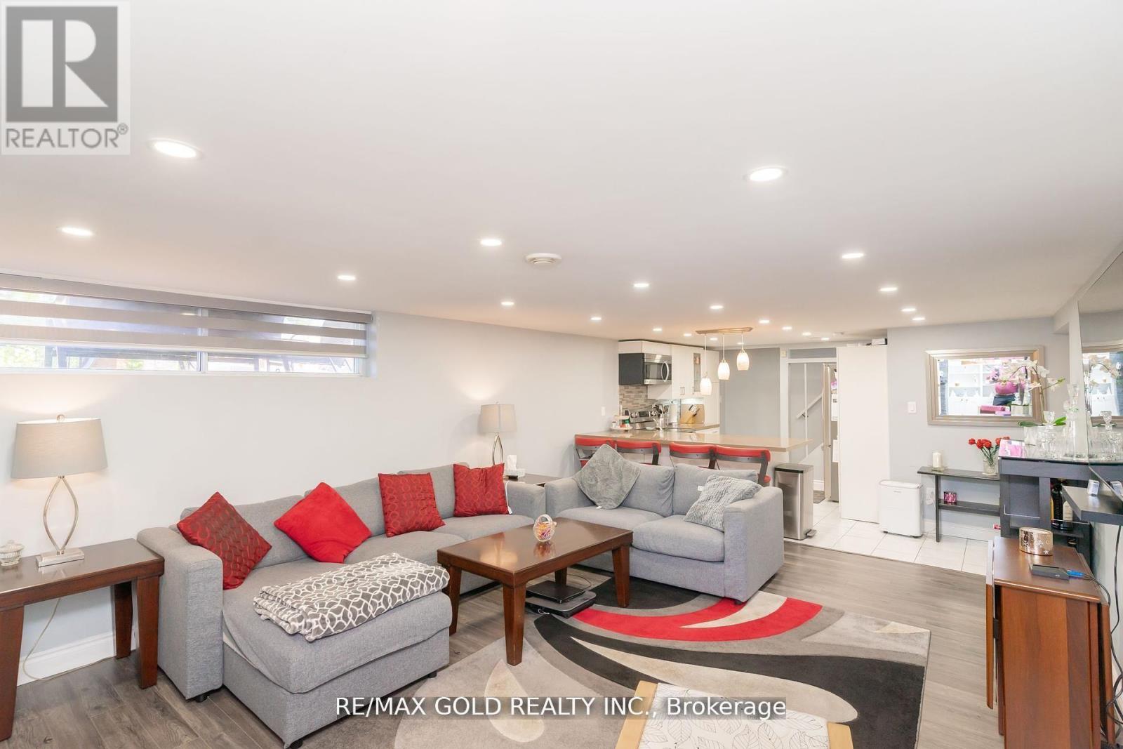 9 Ashwood Crescent, Brampton, Ontario  L6T 1M1 - Photo 31 - W12544380