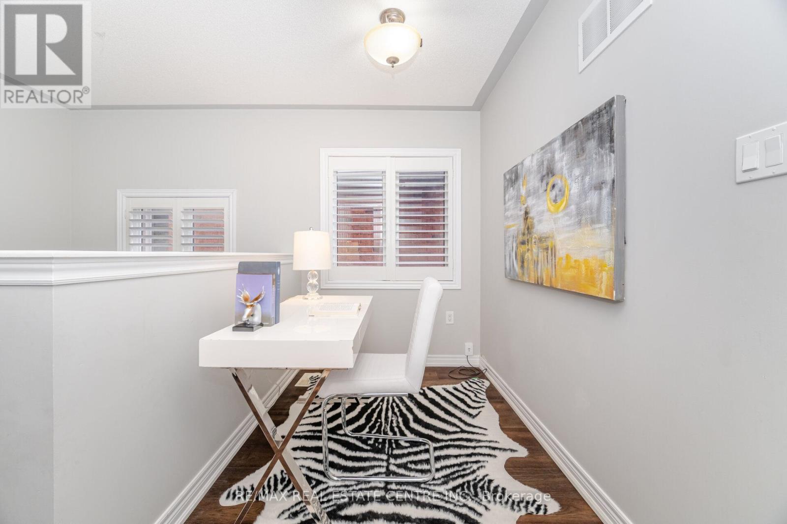 236 Giddings Crescent, Milton, Ontario  L9T 7A7 - Photo 23 - W12544392