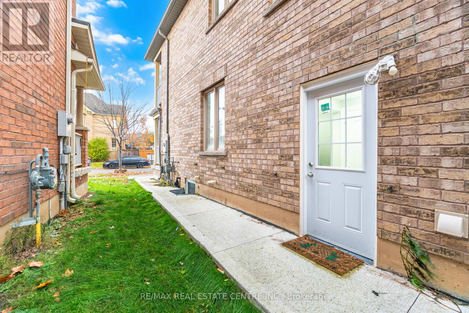 236 Giddings Crescent, Milton, Ontario  L9T 7A7 - Photo 37 - W12544392