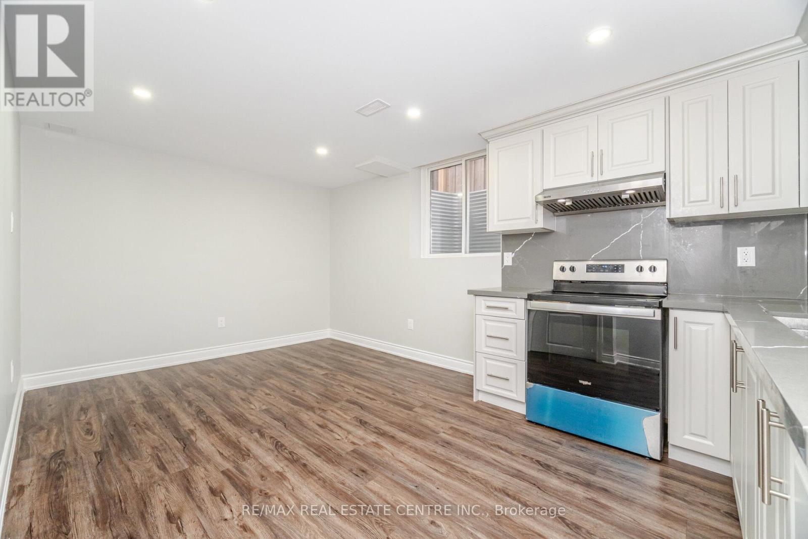 236 Giddings Crescent, Milton, Ontario  L9T 7A7 - Photo 41 - W12544392