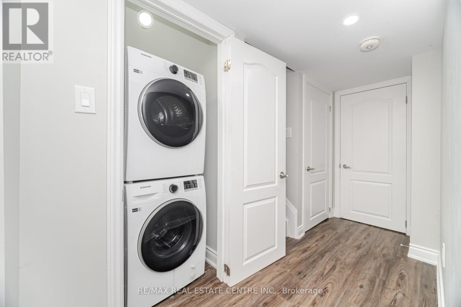 236 Giddings Crescent, Milton, Ontario  L9T 7A7 - Photo 48 - W12544392