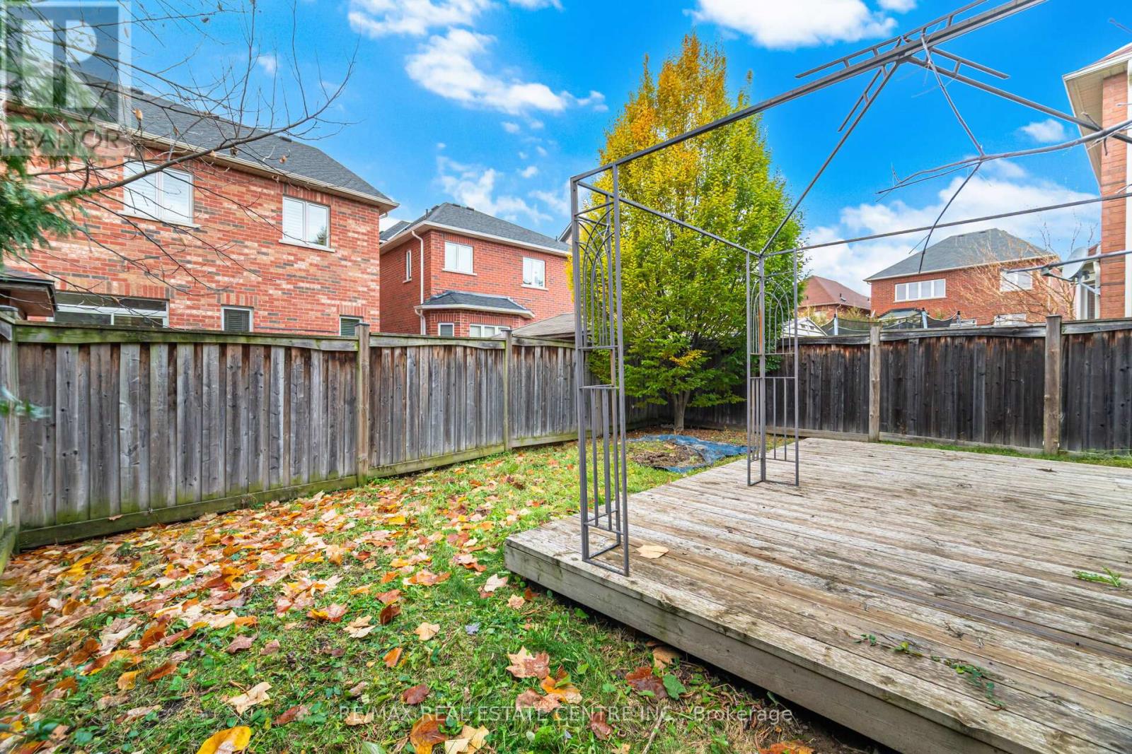 236 Giddings Crescent, Milton, Ontario  L9T 7A7 - Photo 49 - W12544392