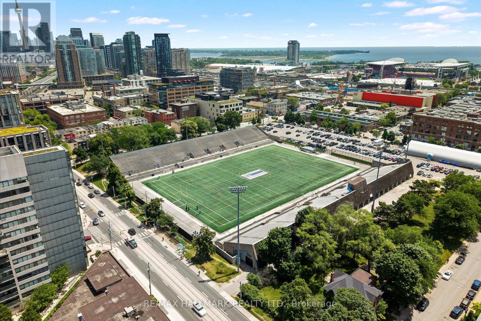 734 - 10 Laidlaw Street, Toronto, Ontario  M6K 1X2 - Photo 29 - W12544396