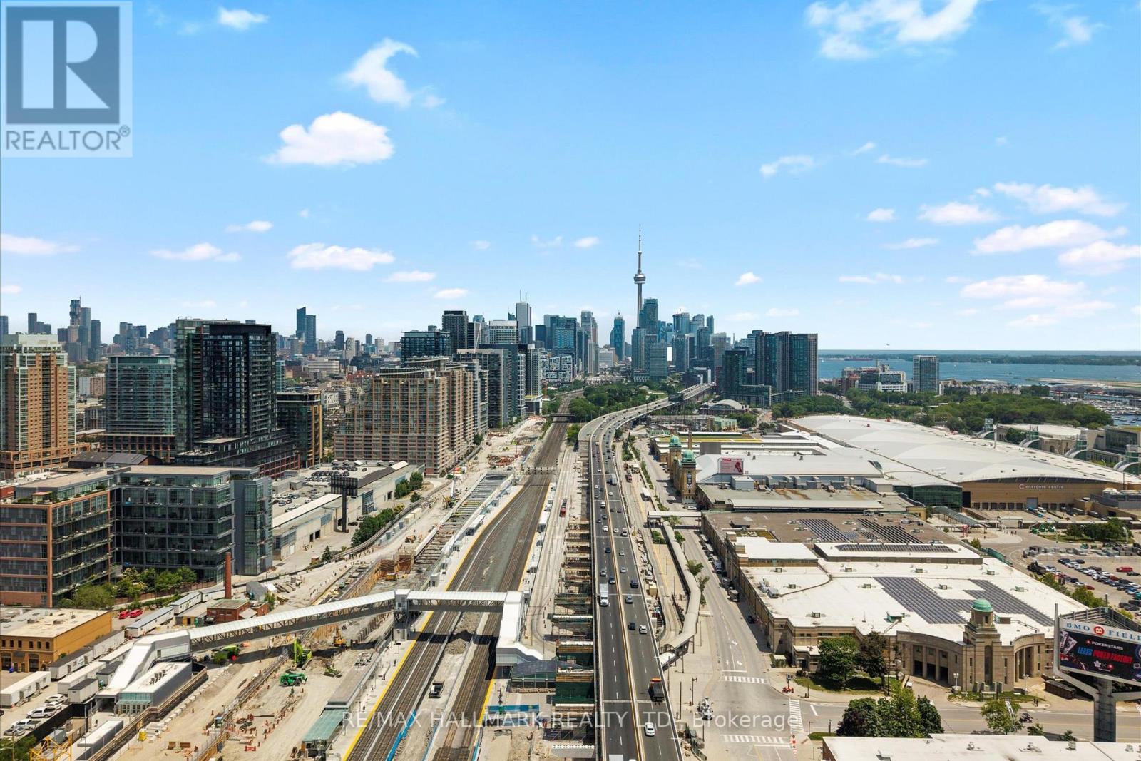 734 - 10 Laidlaw Street, Toronto, Ontario  M6K 1X2 - Photo 37 - W12544396