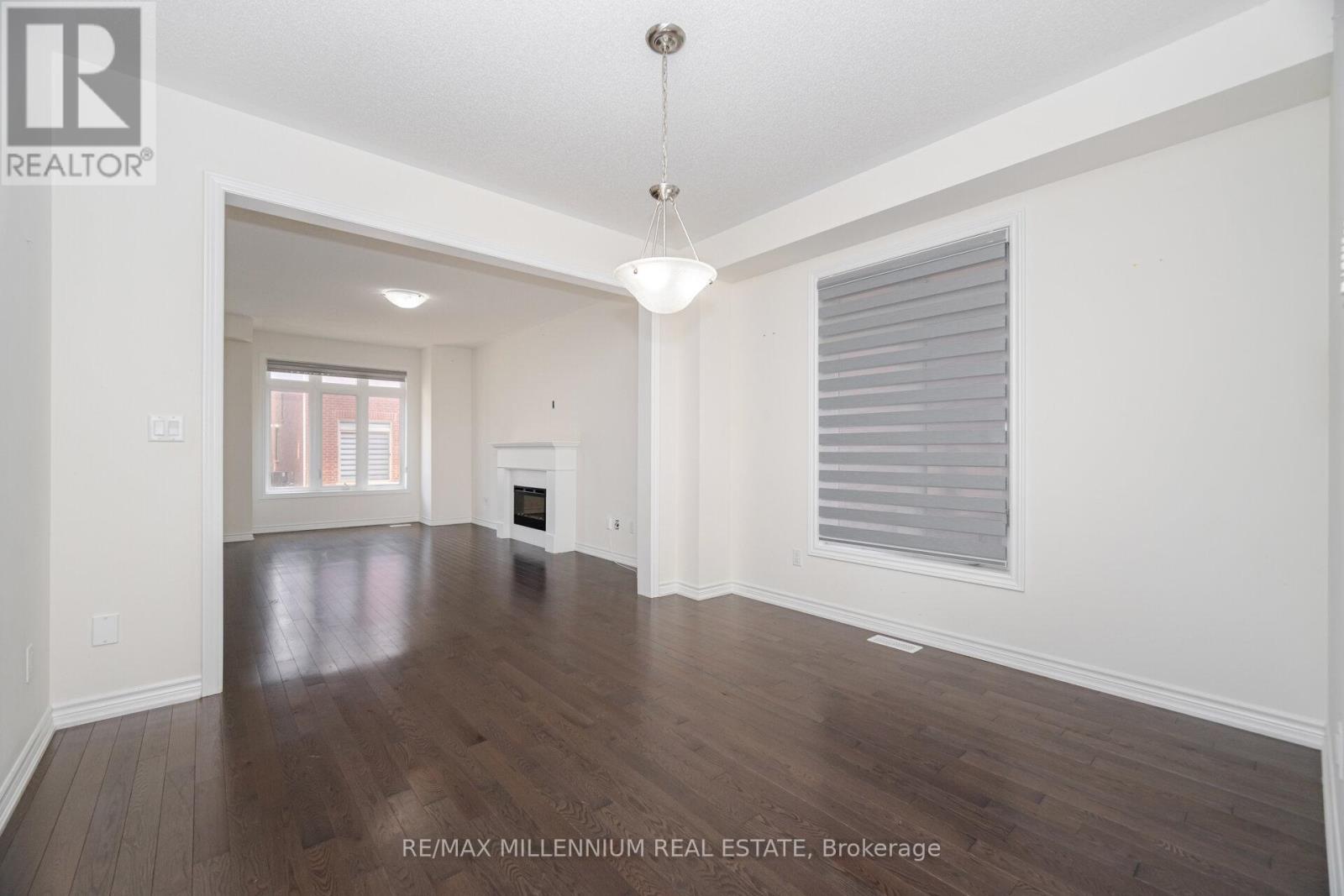 3 Neil Promenade, Caledon, Ontario  L7C 4H6 - Photo 8 - W12544400