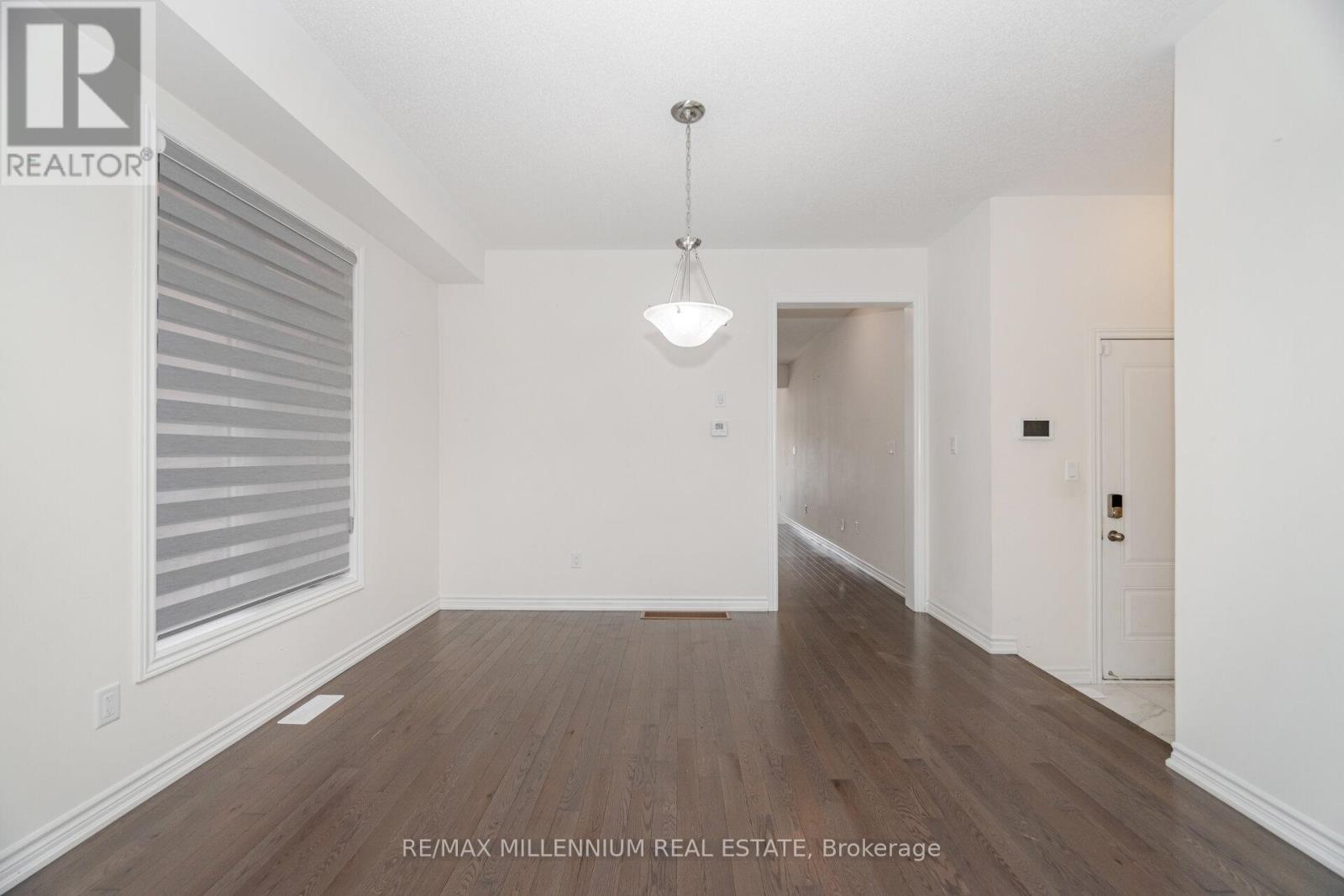 3 Neil Promenade, Caledon, Ontario  L7C 4H6 - Photo 9 - W12544400