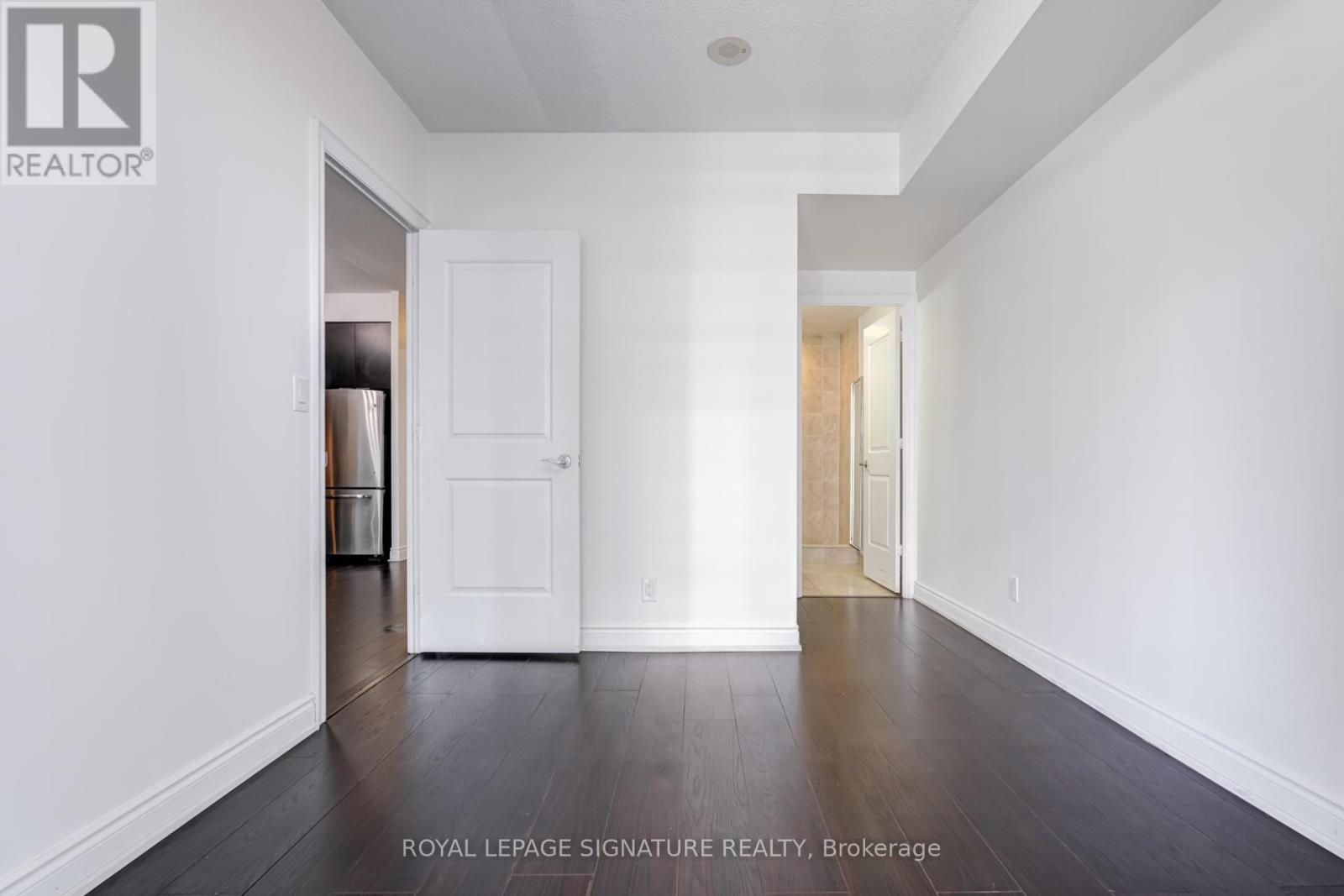 608 - 16 Brookers Lane, Toronto, Ontario  M8V 0A5 - Photo 11 - W12544410