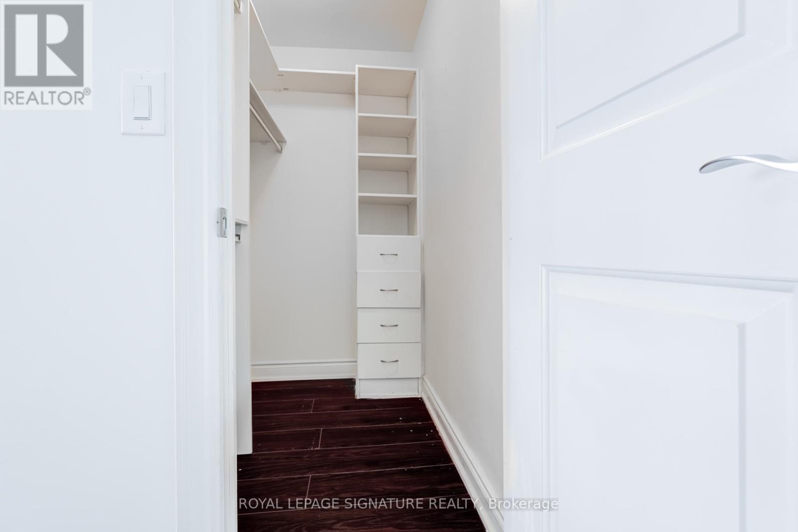 608 - 16 Brookers Lane, Toronto, Ontario  M8V 0A5 - Photo 13 - W12544410