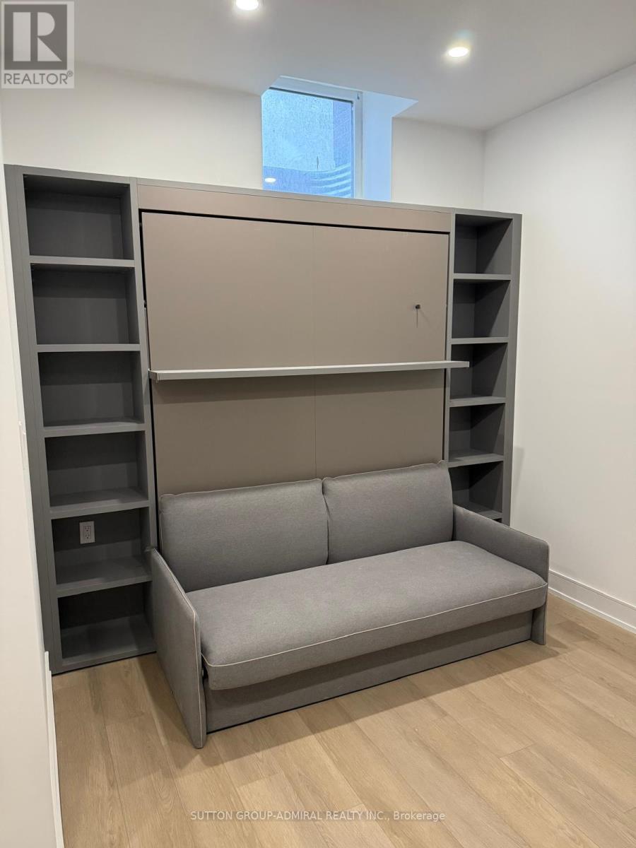 48 Desiree Place, Caledon, Ontario  L7E 4L2 - Photo 12 - W12544446