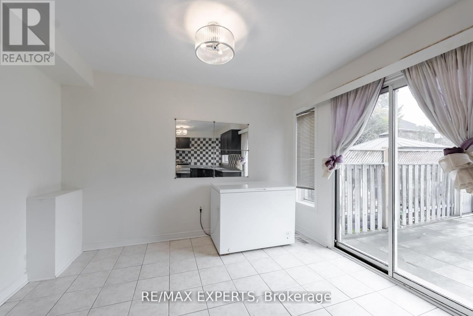 7 Yellow Brick Road, Brampton, Ontario  L6V 4K7 - Photo 42 - W12544480