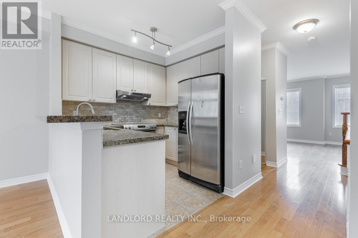 3 - 3071 TREADWELLS DRIVE, Mississauga, Ontario