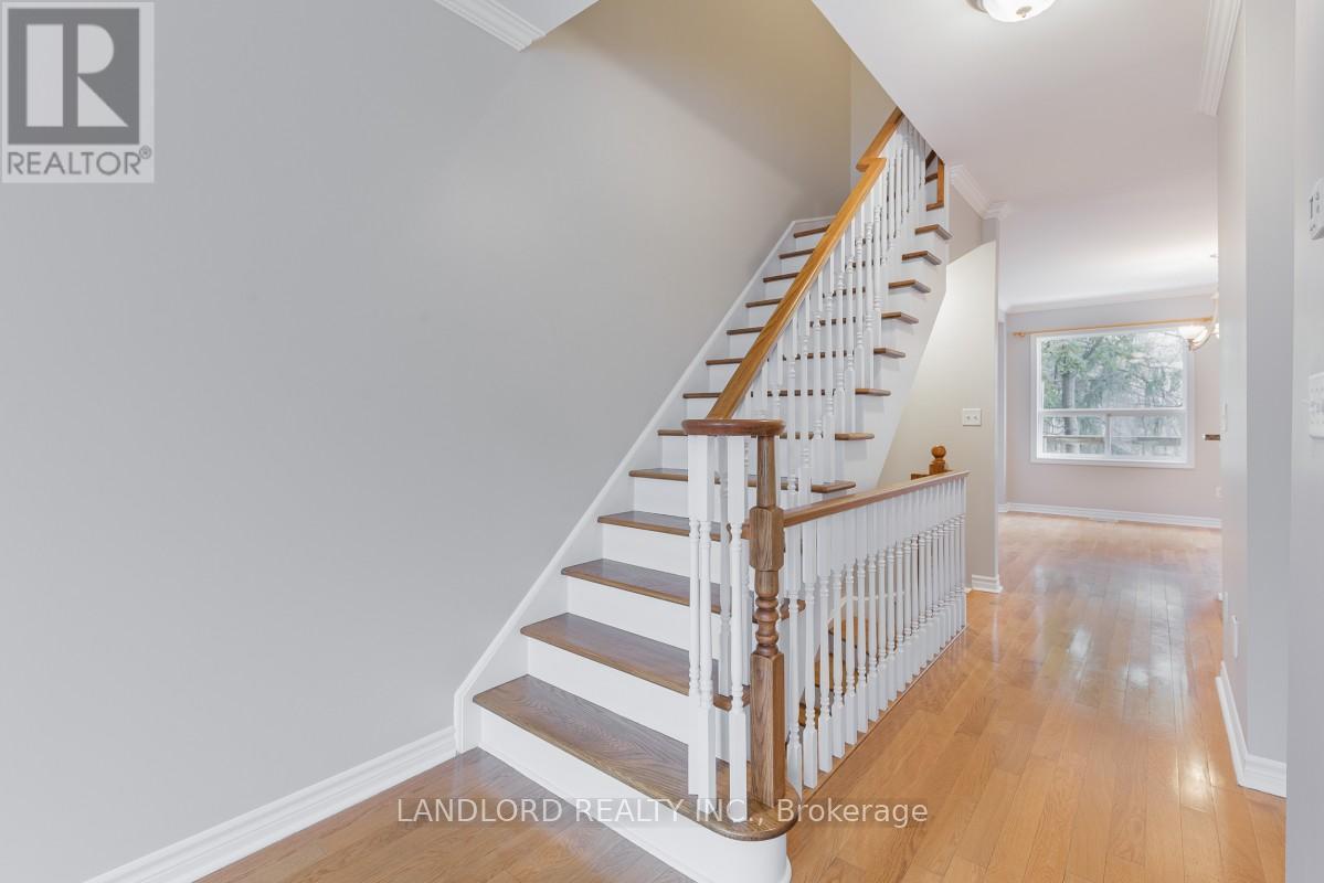 3 - 3071 Treadwells Drive, Mississauga, Ontario  L4X 1L5 - Photo 14 - W12544488