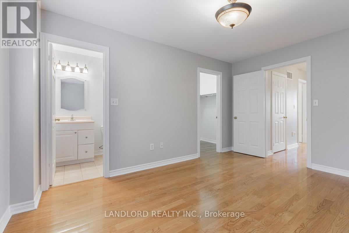 3 - 3071 Treadwells Drive, Mississauga, Ontario  L4X 1L5 - Photo 17 - W12544488