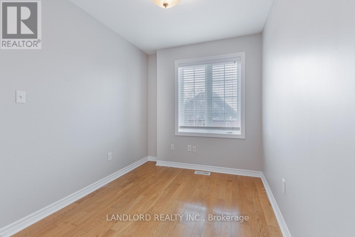 3 - 3071 Treadwells Drive, Mississauga, Ontario  L4X 1L5 - Photo 18 - W12544488