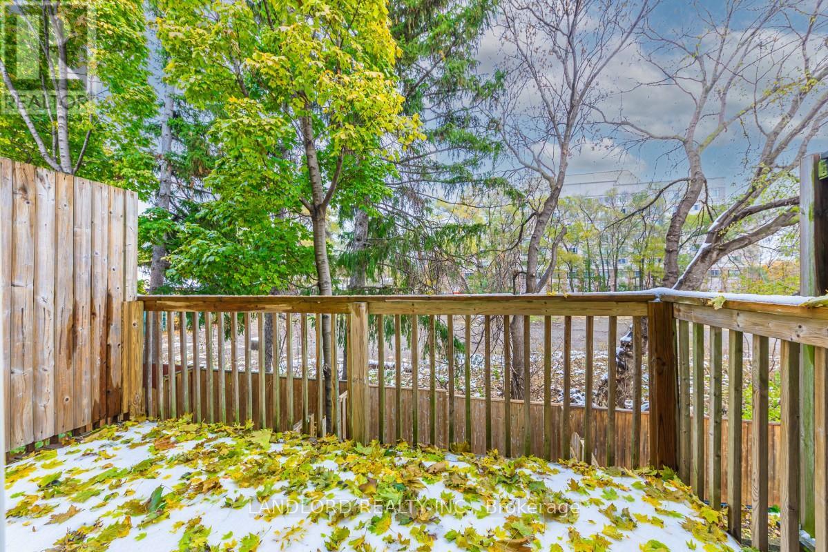 3 - 3071 Treadwells Drive, Mississauga, Ontario  L4X 1L5 - Photo 31 - W12544488