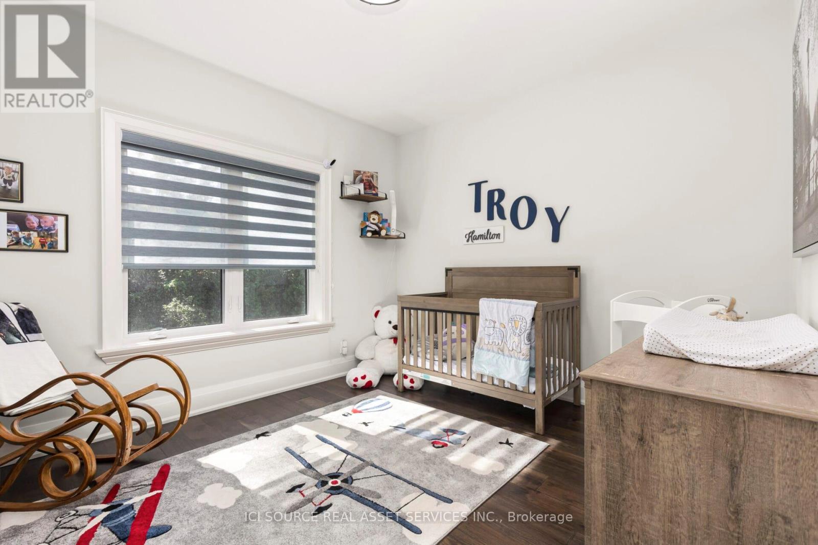 51 Cynthia Road, Toronto, Ontario  M6N 2P8 - Photo 14 - W12544502