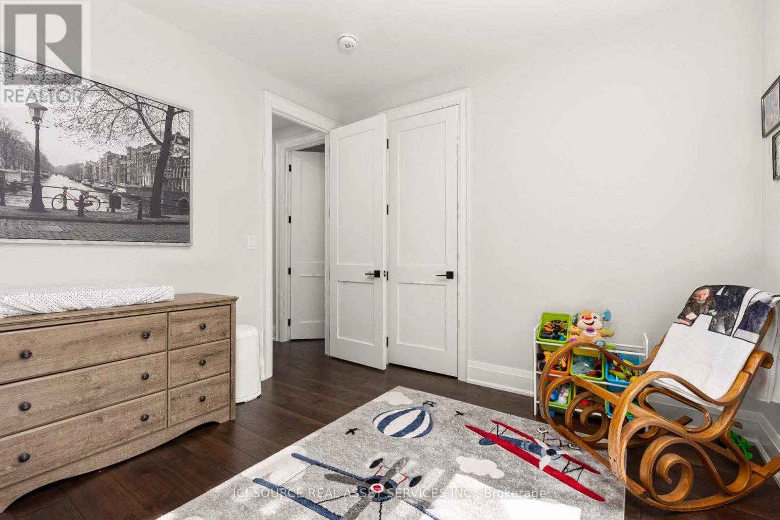 51 Cynthia Road, Toronto, Ontario  M6N 2P8 - Photo 15 - W12544502