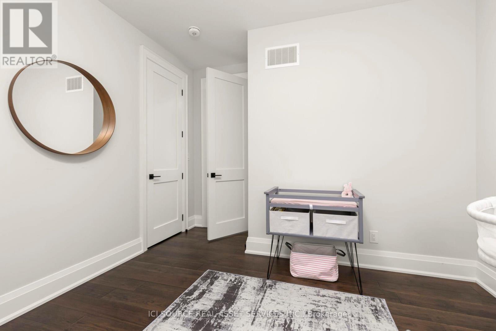 51 Cynthia Road, Toronto, Ontario  M6N 2P8 - Photo 17 - W12544502