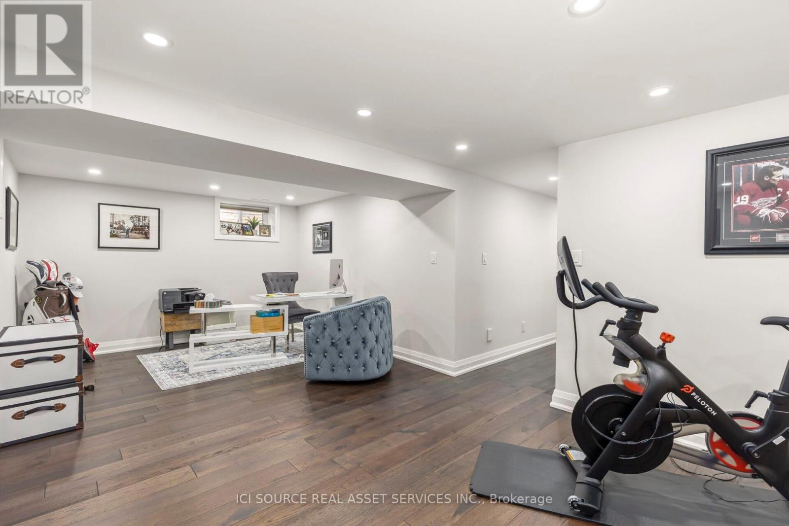 51 Cynthia Road, Toronto, Ontario  M6N 2P8 - Photo 22 - W12544502